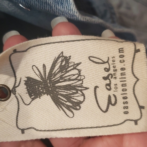 𝅺easel Distressed Denim Jacket NWT - Picture 13 of 13